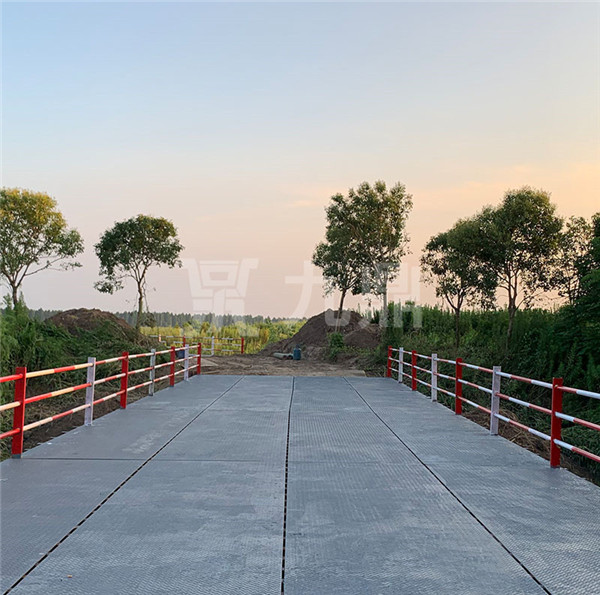 鋼便橋管樁打入的長(cháng)度